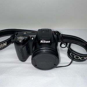Nikon coolpix L110 camera
